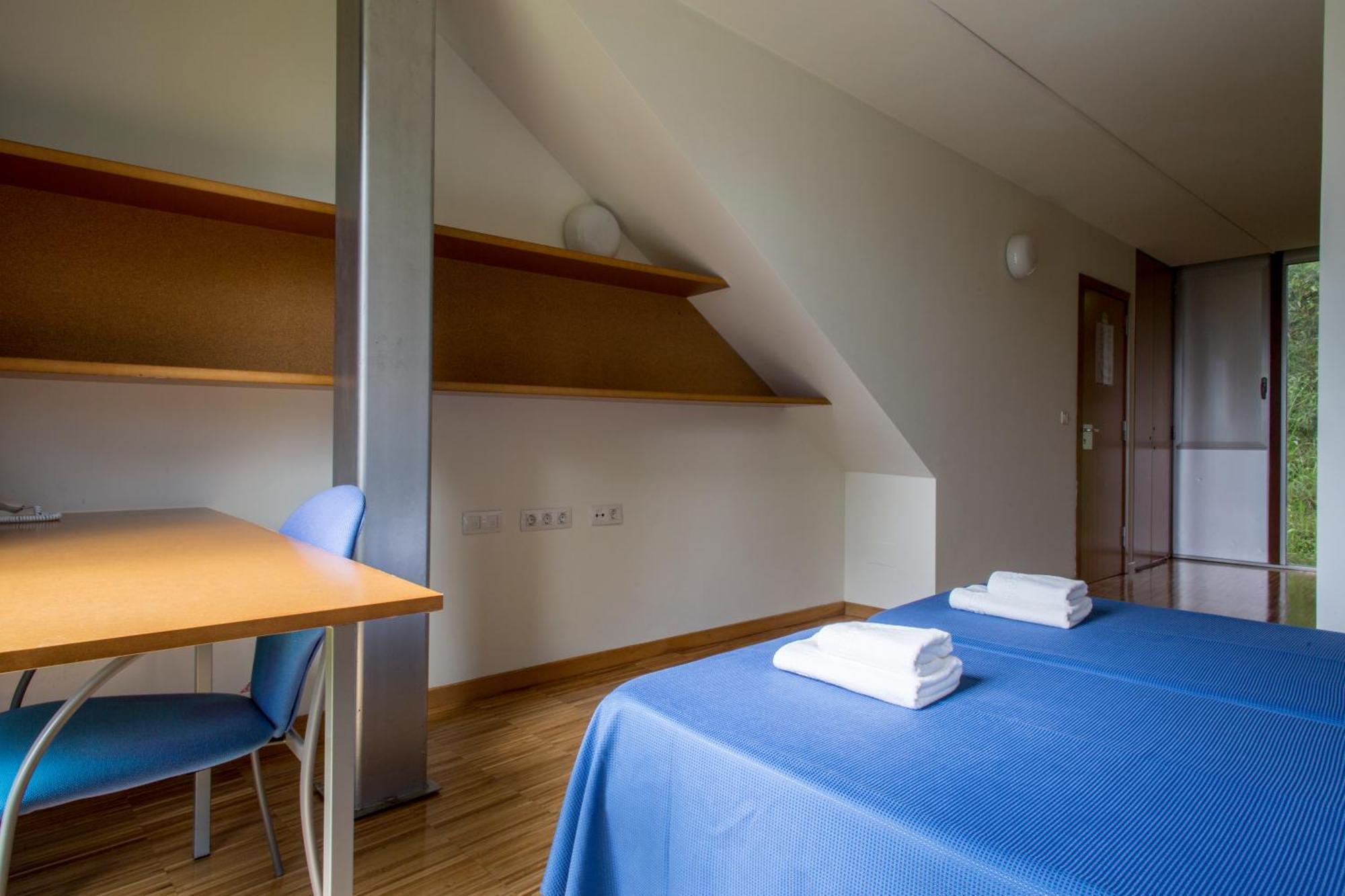 Residencia Universitaria Resa O Castro Vigo Exterior photo